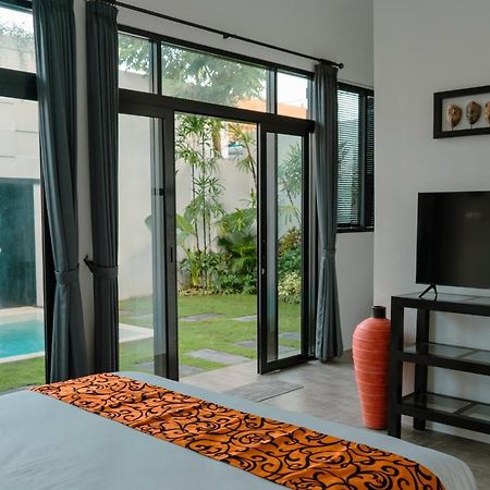 Villa Eldborg 2 Seminyak Exterior foto